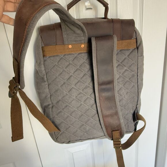 Rugged canvas hipster adventure backpack - Picture 5 of 16